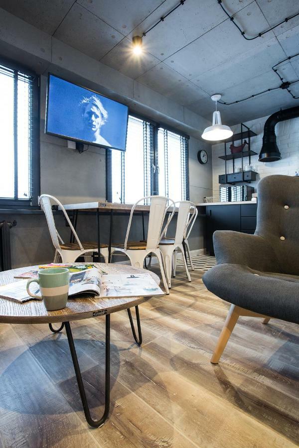 Loft Ustrzyki Apartment